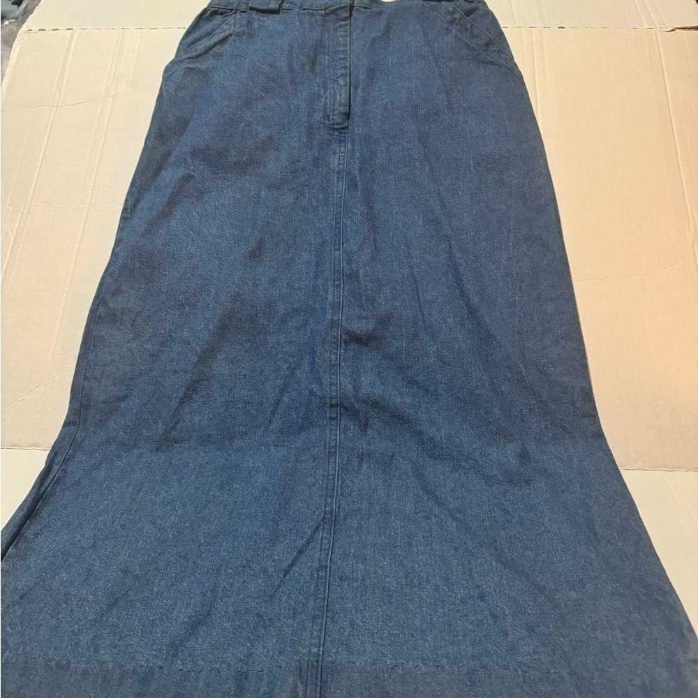 Vintage denim skirt
